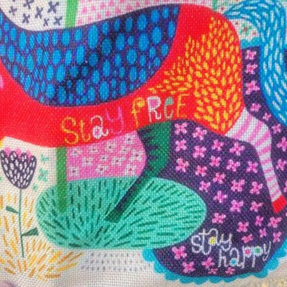 Multicolored Character Woven Pillow Cases 17-1/4 X 16-/1/4 inches - Picture 5 of 13